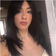 Erfahrene Deutschlehrerin bietet Online-Nachhilfe in 6 Sprachen.